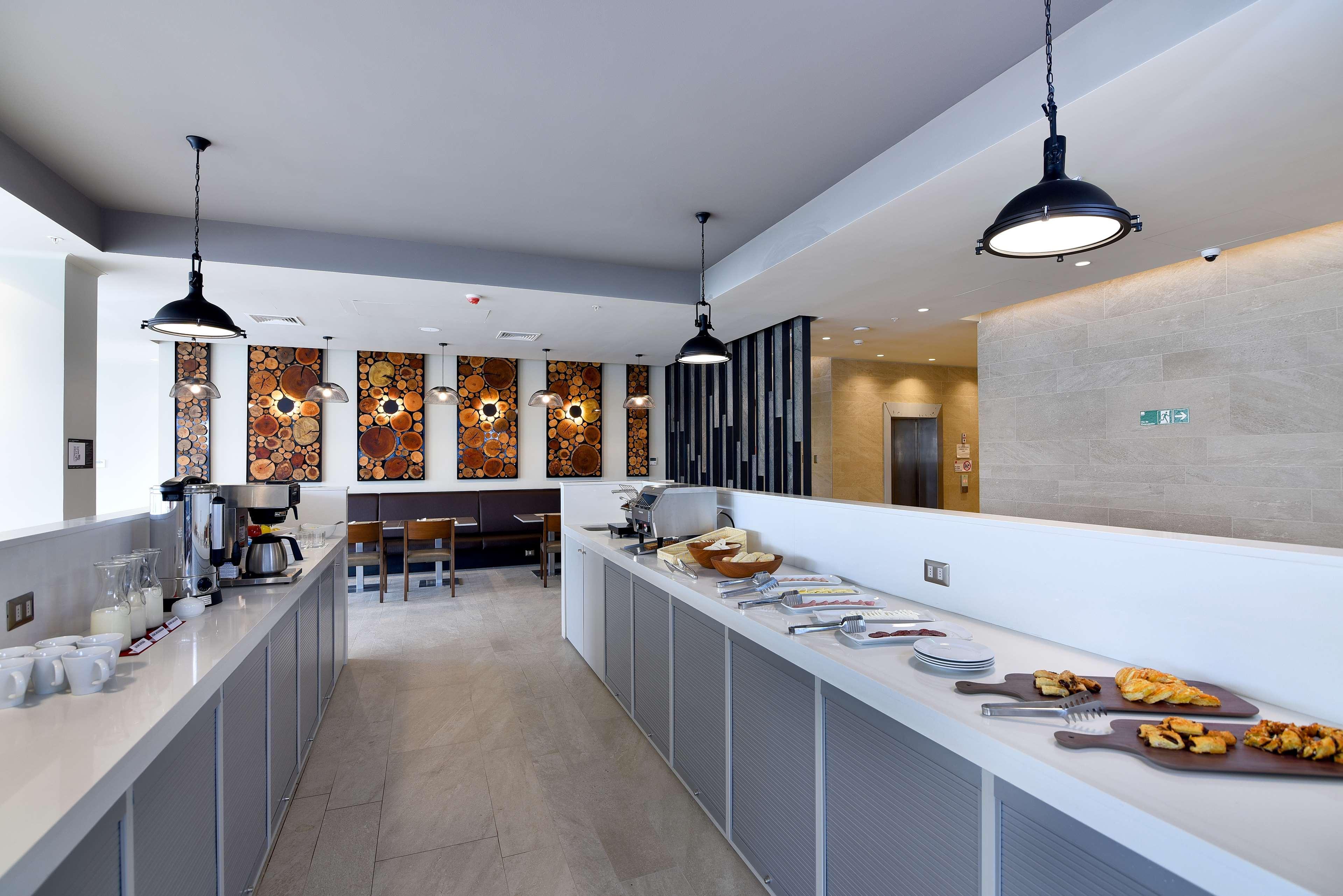 Best Western Ferrat Темуко Екстериор снимка