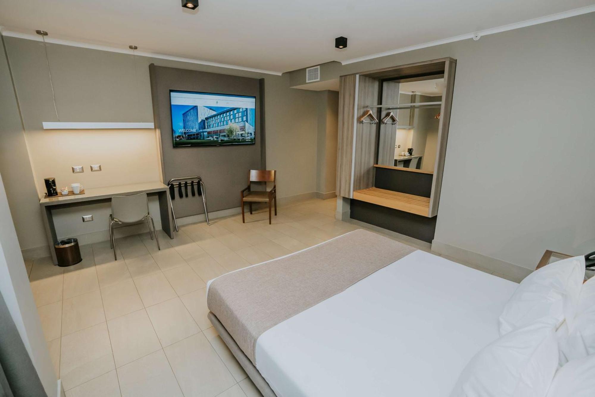 Best Western Ferrat Темуко Екстериор снимка